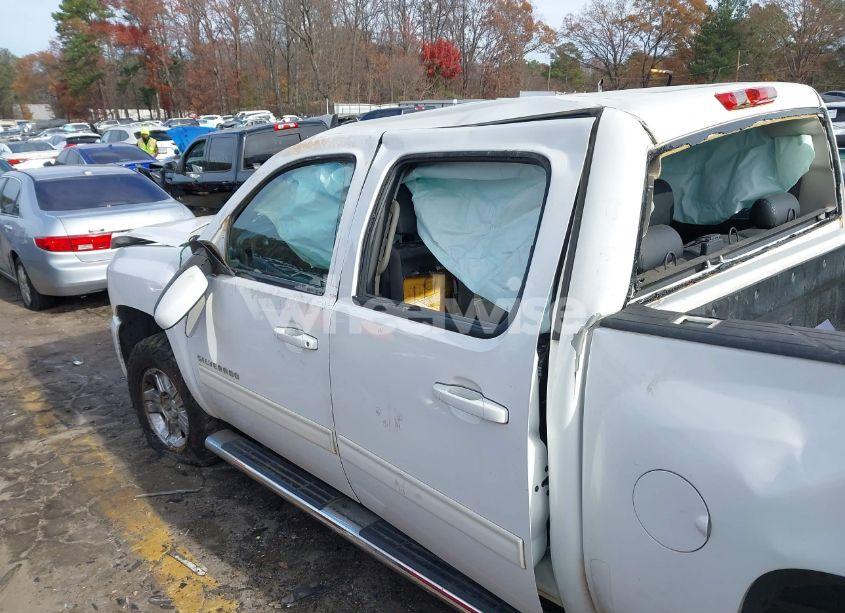 Photo 14 of 2013 Chevrolet Silverado 1500 LT (VIN 3GCPKSE7XDG118567)