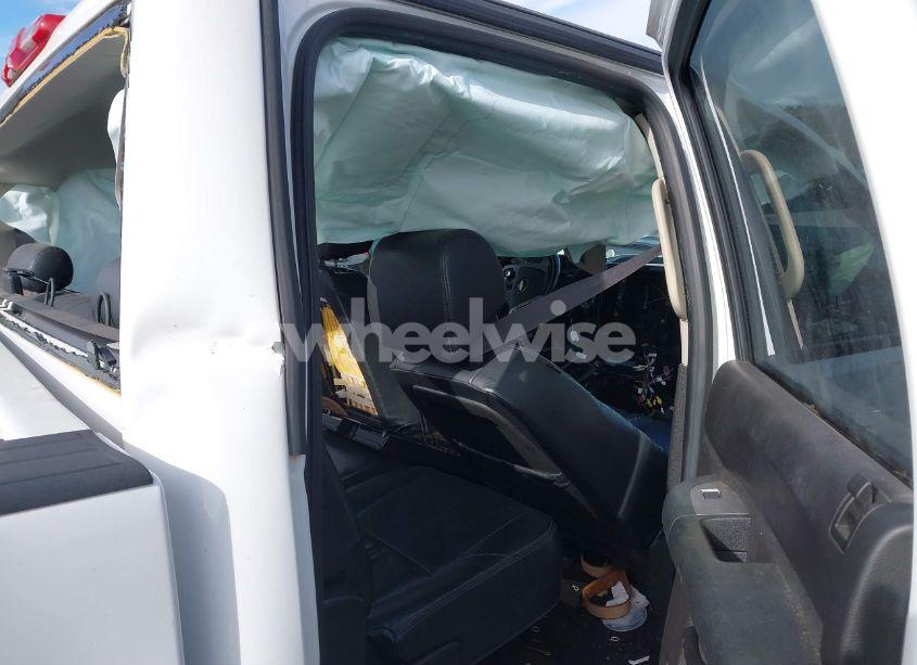Photo 8 of 2013 Chevrolet Silverado 1500 LT (VIN 3GCPKSE7XDG118567)