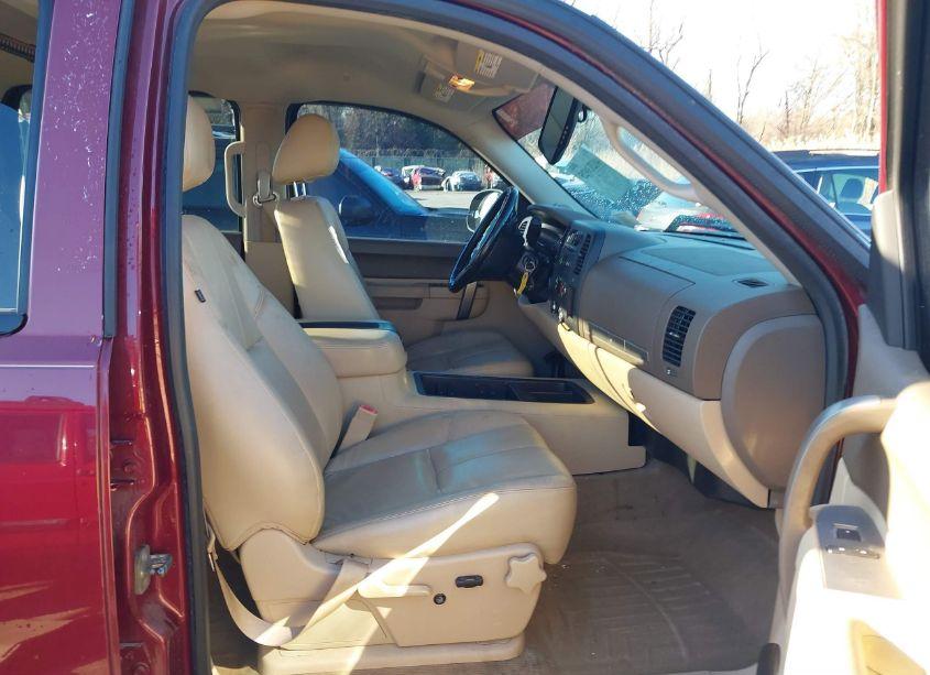 Photo 5 of 2013 Chevrolet Silverado 1500 LT (VIN 3GCPKSE7XDG147552)