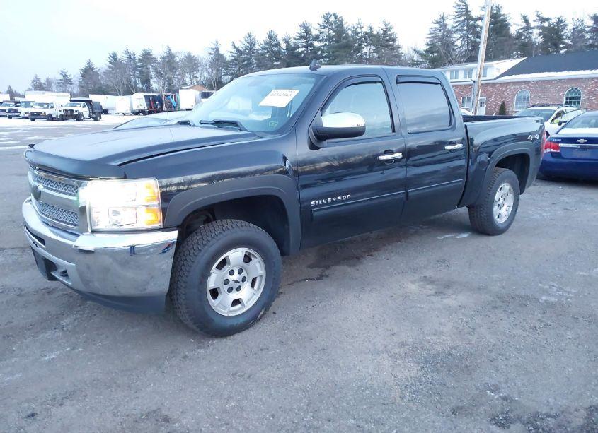 Photo 2 of 2013 Chevrolet Silverado 1500 LT (VIN 3GCPKSE7XDG155506)