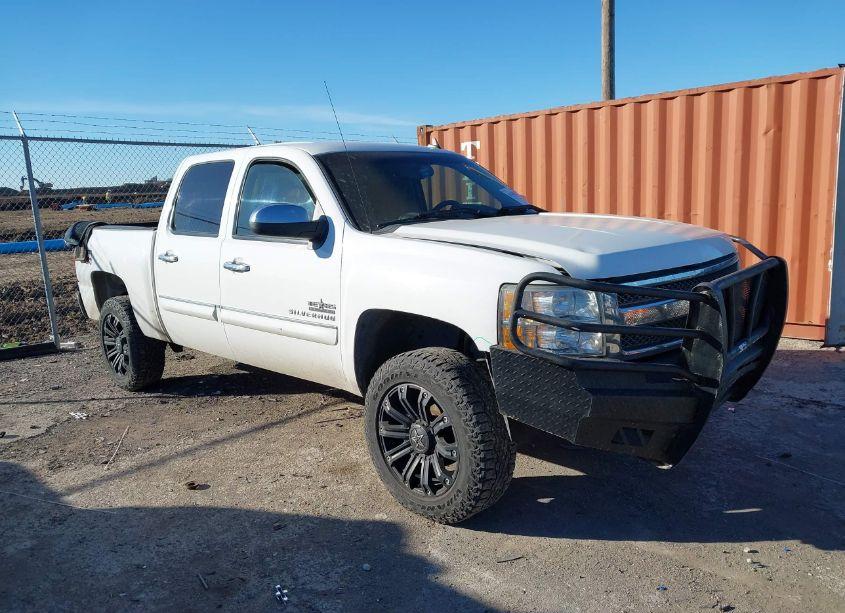 2013 Chevrolet Silverado 1500 LT (VIN 3GCPKSE7XDG230642) main photo