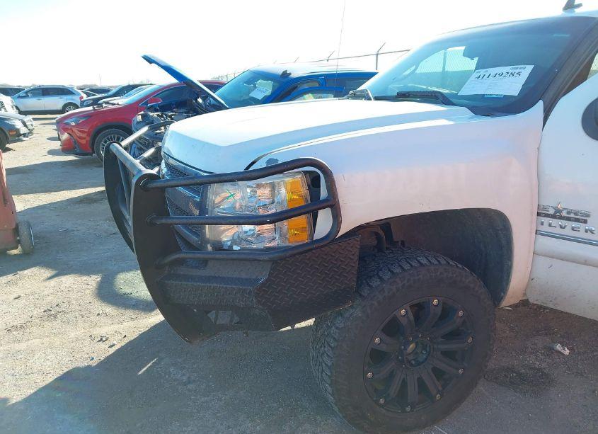 Photo 6 of 2013 Chevrolet Silverado 1500 LT (VIN 3GCPKSE7XDG230642)