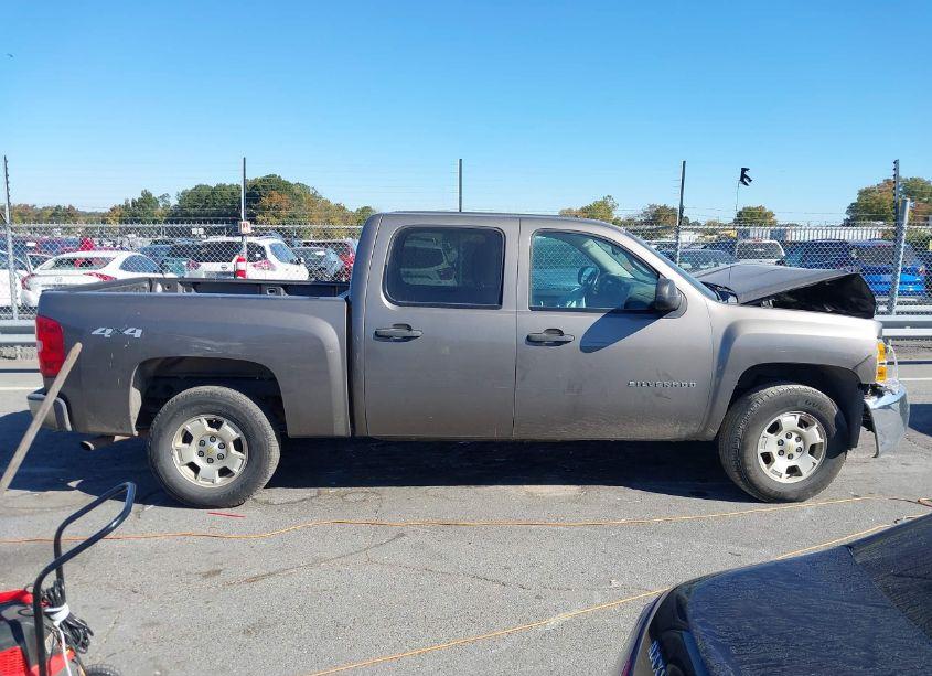 Photo 13 of 2013 Chevrolet Silverado 1500 LT (VIN 3GCPKSE7XDG249725)