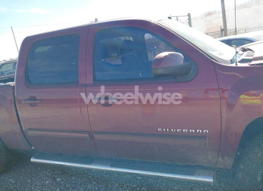 Photo 13 of 2013 Chevrolet Silverado 1500 LT (VIN 3GCPKSE7XDG317747)