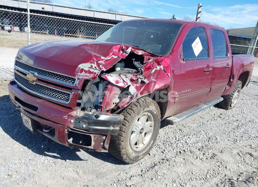 Photo 2 of 2013 Chevrolet Silverado 1500 LT (VIN 3GCPKSE7XDG317747)