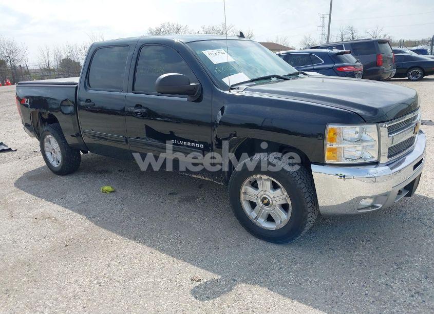 2013 Chevrolet Silverado 1500 LT (VIN 3GCPKSE7XDG324584) main photo