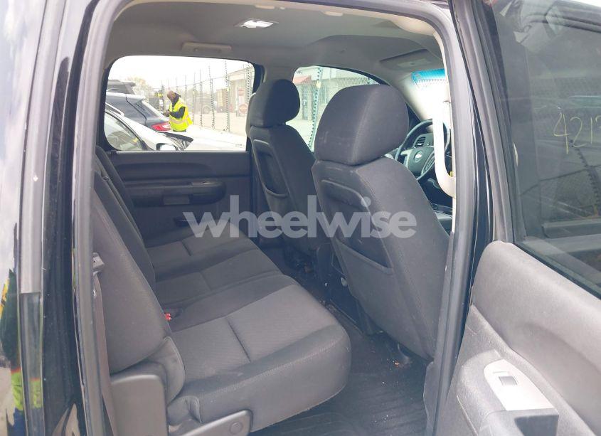 Photo 8 of 2013 Chevrolet Silverado 1500 LT (VIN 3GCPKSE7XDG324584)