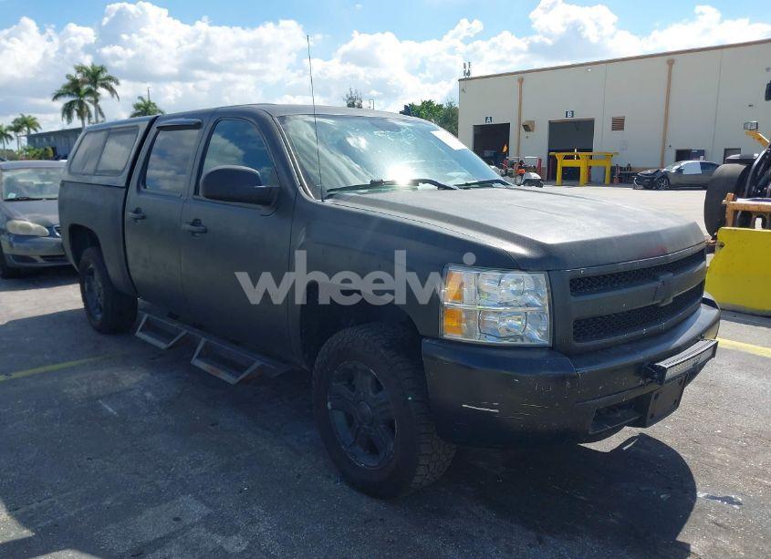 2013 Chevrolet Silverado 1500 LT (VIN 3GCPKSE7XDG373266) main photo