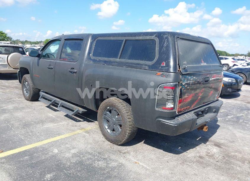 Photo 3 of 2013 Chevrolet Silverado 1500 LT (VIN 3GCPKSE7XDG373266)