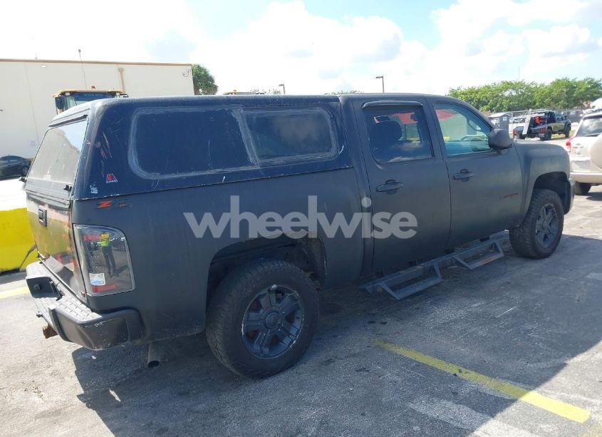 Photo 4 of 2013 Chevrolet Silverado 1500 LT (VIN 3GCPKSE7XDG373266)