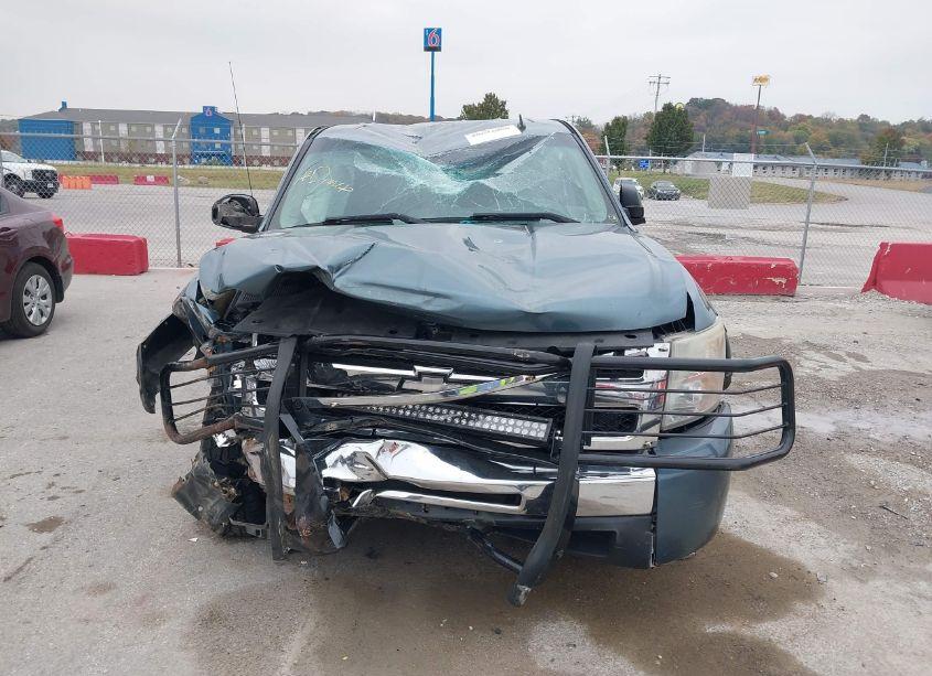 Photo 12 of 2011 Chevrolet Silverado 1500 LT (VIN 3GCPKSEA4BG142162)