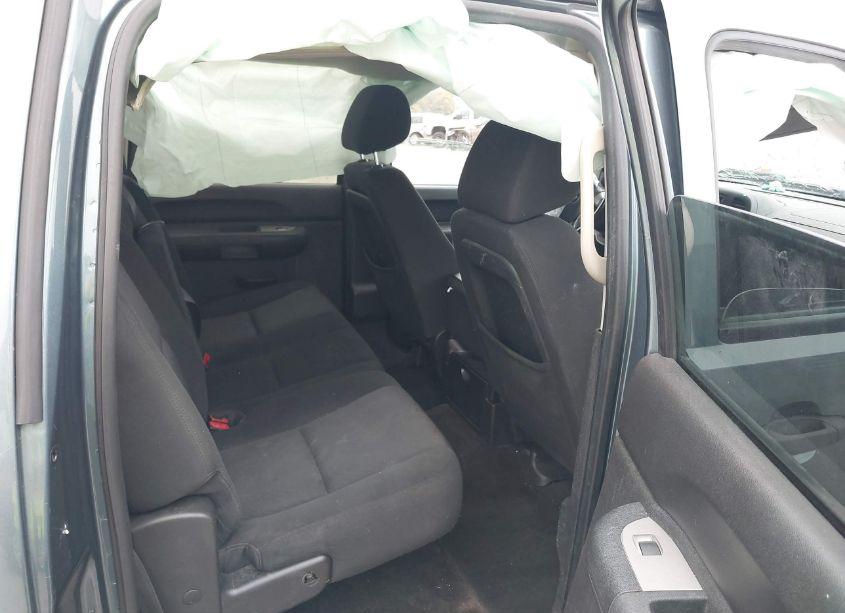 Photo 8 of 2011 Chevrolet Silverado 1500 LT (VIN 3GCPKSEA4BG142162)