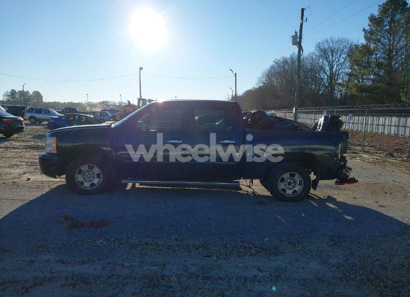 Photo 14 of 2011 Chevrolet Silverado 1500 LT (VIN 3GCPKSEA7BG330268)