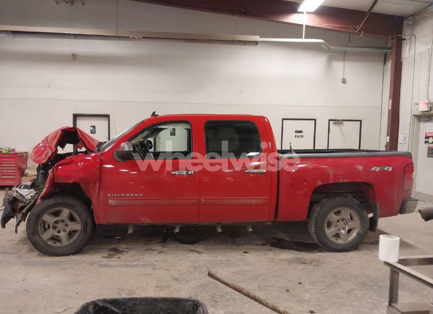 Photo 14 of 2011 Chevrolet Silverado 1500 LT (VIN 3GCPKSEA7BG371032)