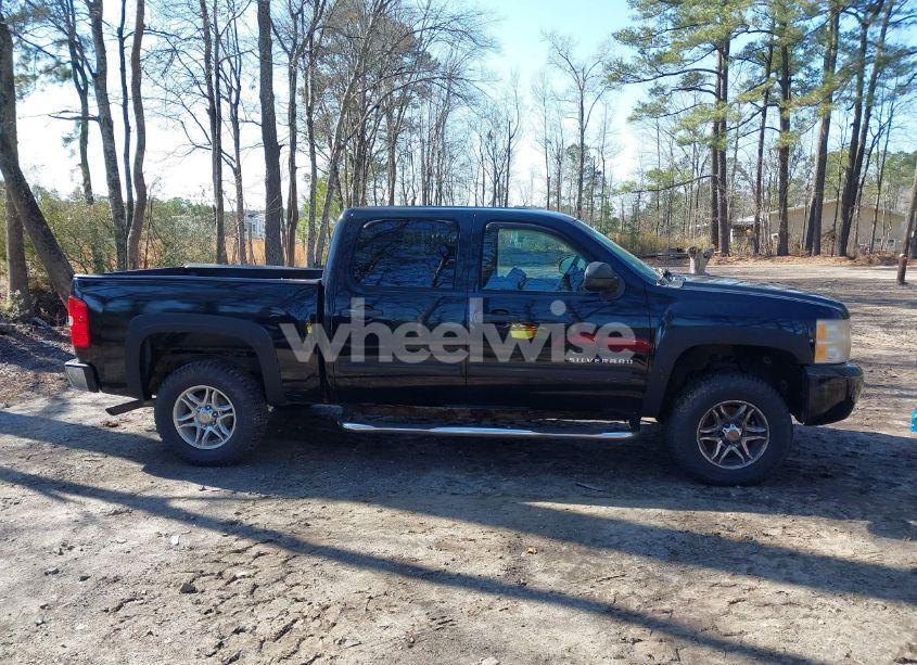 Photo 14 of 2011 Chevrolet Silverado 1500 LT (VIN 3GCPKSEA9BG131951)