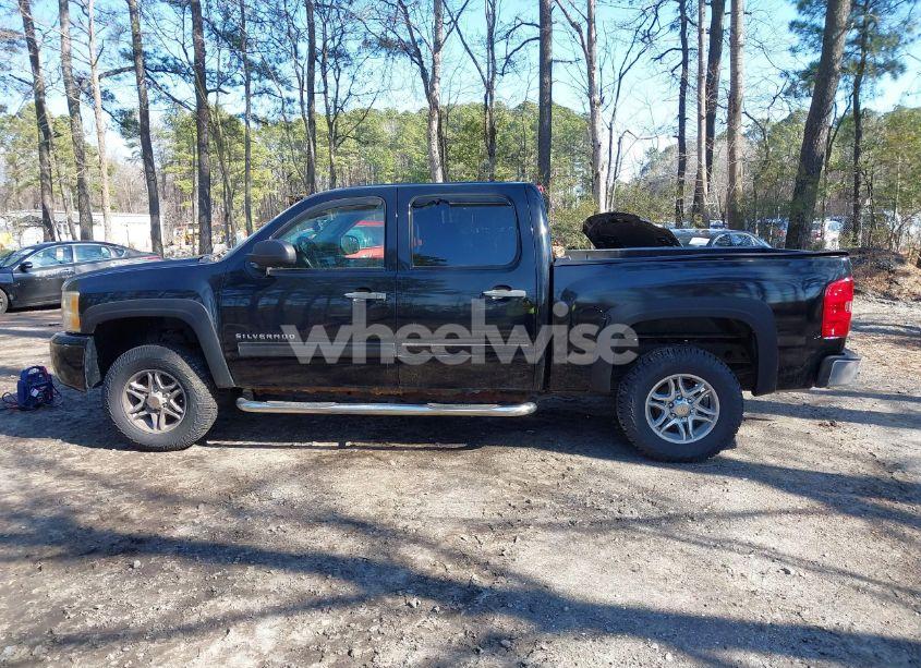 Photo 15 of 2011 Chevrolet Silverado 1500 LT (VIN 3GCPKSEA9BG131951)