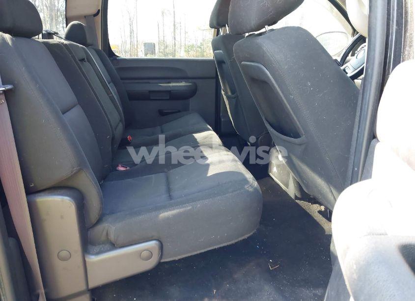 Photo 8 of 2011 Chevrolet Silverado 1500 LT (VIN 3GCPKSEA9BG131951)