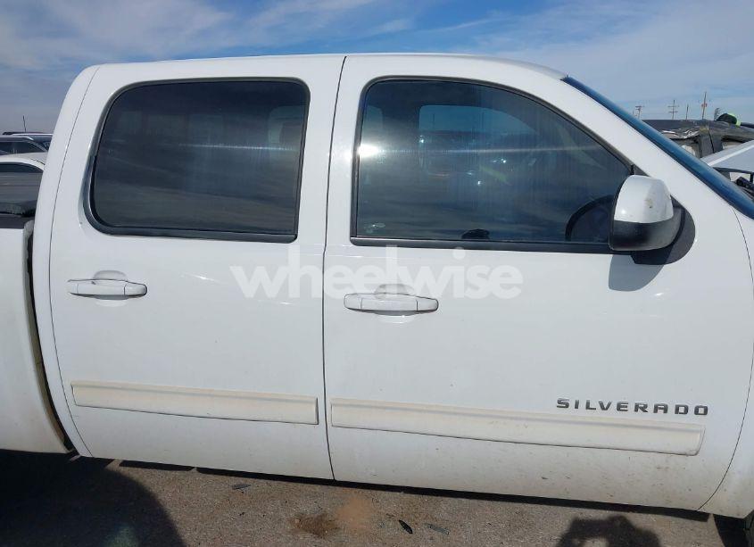 Photo 13 of 2011 Chevrolet Silverado 1500 LTZ (VIN 3GCPKTE22BG136343)