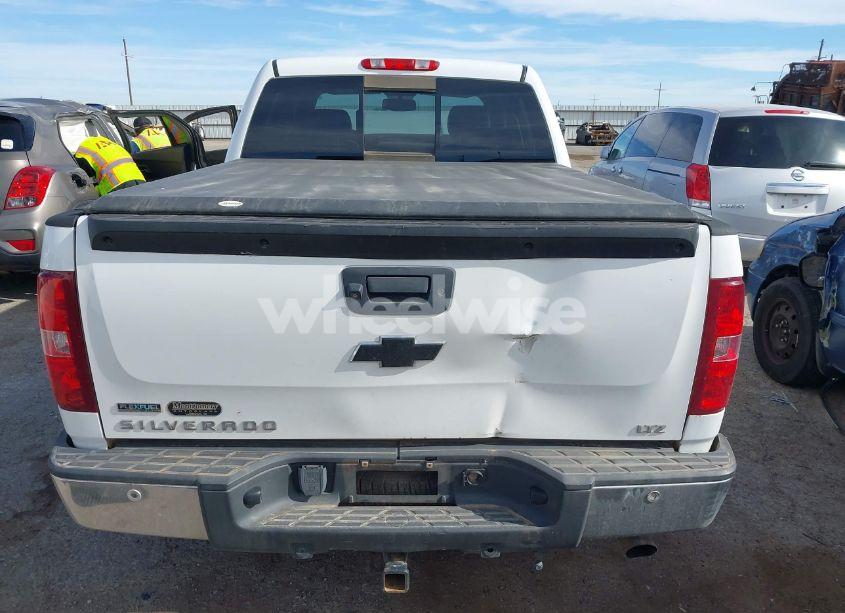 Photo 16 of 2011 Chevrolet Silverado 1500 LTZ (VIN 3GCPKTE22BG136343)
