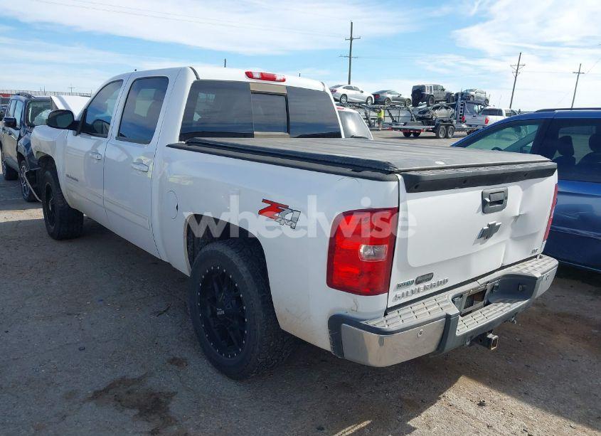 Photo 3 of 2011 Chevrolet Silverado 1500 LTZ (VIN 3GCPKTE22BG136343)