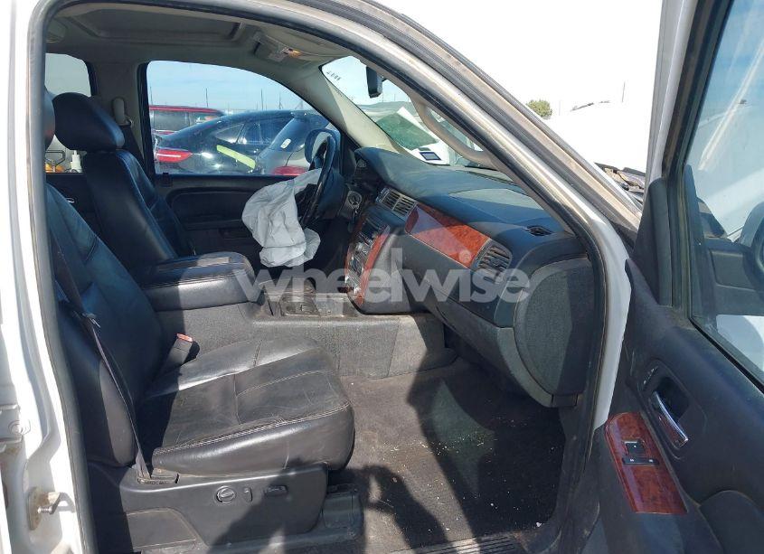 Photo 5 of 2011 Chevrolet Silverado 1500 LTZ (VIN 3GCPKTE22BG136343)