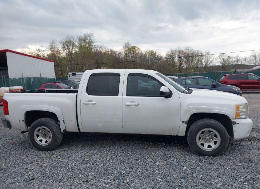 Photo 13 of 2011 Chevrolet Silverado 1500 LTZ (VIN 3GCPKTE24BG115493)