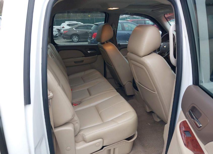 Photo 8 of 2011 Chevrolet Silverado 1500 LTZ (VIN 3GCPKTE24BG115493)