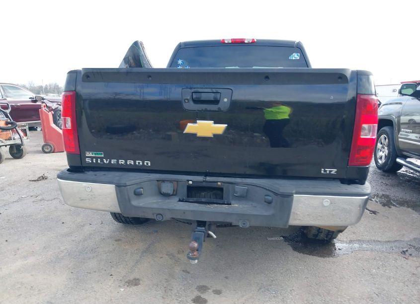 Photo 17 of 2011 Chevrolet Silverado 1500 LTZ (VIN 3GCPKTE30BG117427)