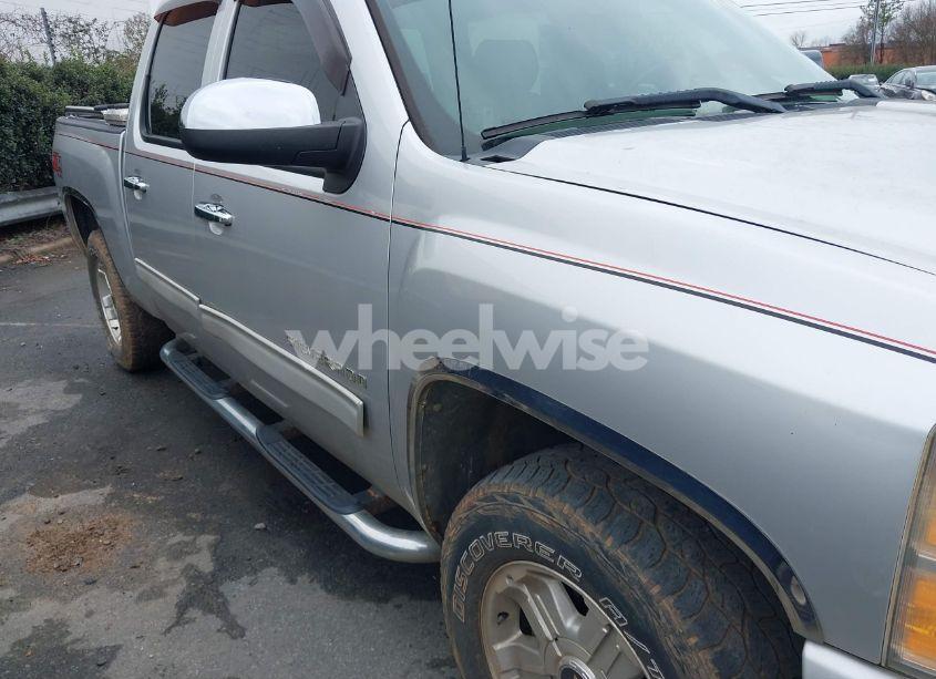 Photo 6 of 2011 Chevrolet Silverado 1500 LTZ (VIN 3GCPKTE30BG200159)