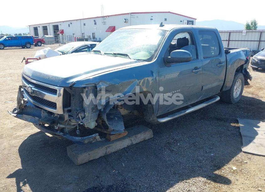 Photo 2 of 2011 Chevrolet Silverado 1500 LTZ (VIN 3GCPKTE30BG350112)