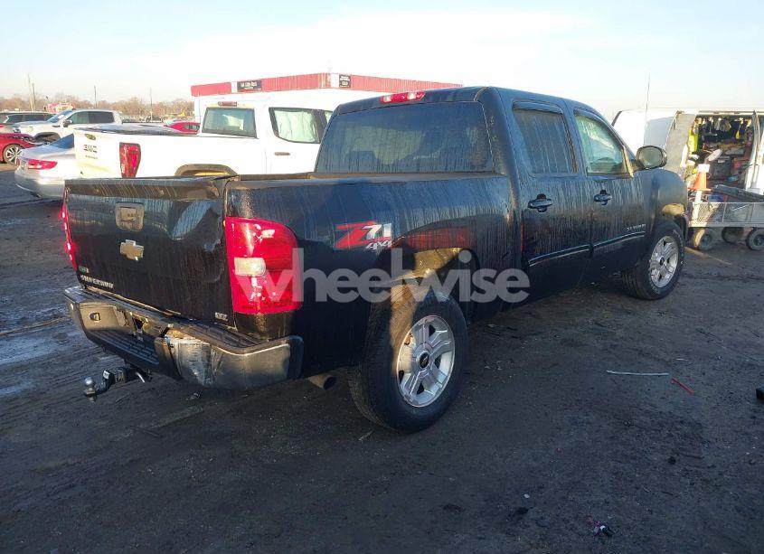 Photo 4 of 2011 Chevrolet Silverado 1500 LTZ (VIN 3GCPKTE31BG246079)