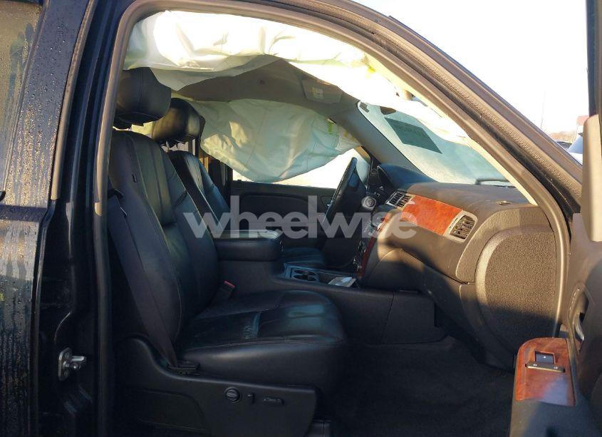 Photo 5 of 2011 Chevrolet Silverado 1500 LTZ (VIN 3GCPKTE31BG246079)