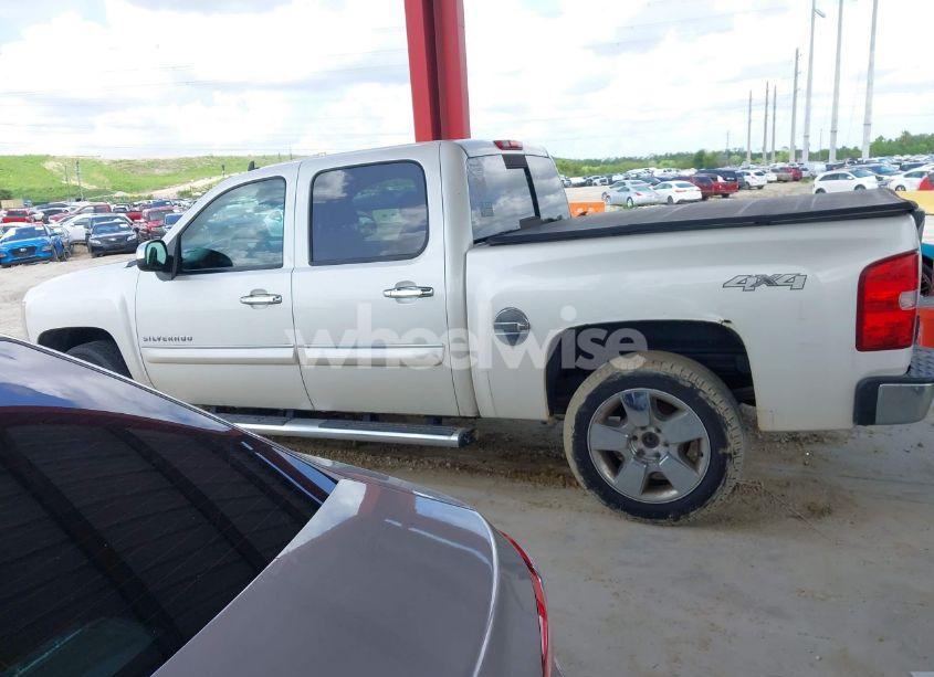 Photo 14 of 2011 Chevrolet Silverado 1500 LTZ (VIN 3GCPKTE32BG171831)