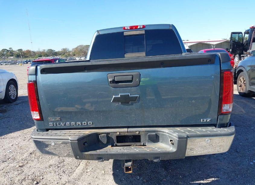 Photo 16 of 2011 Chevrolet Silverado 1500 LTZ (VIN 3GCPKTE32BG255986)