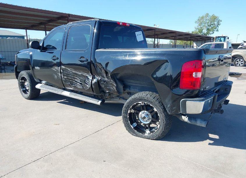 Photo 3 of 2011 Chevrolet Silverado 1500 LTZ (VIN 3GCPKTE35BG296984)