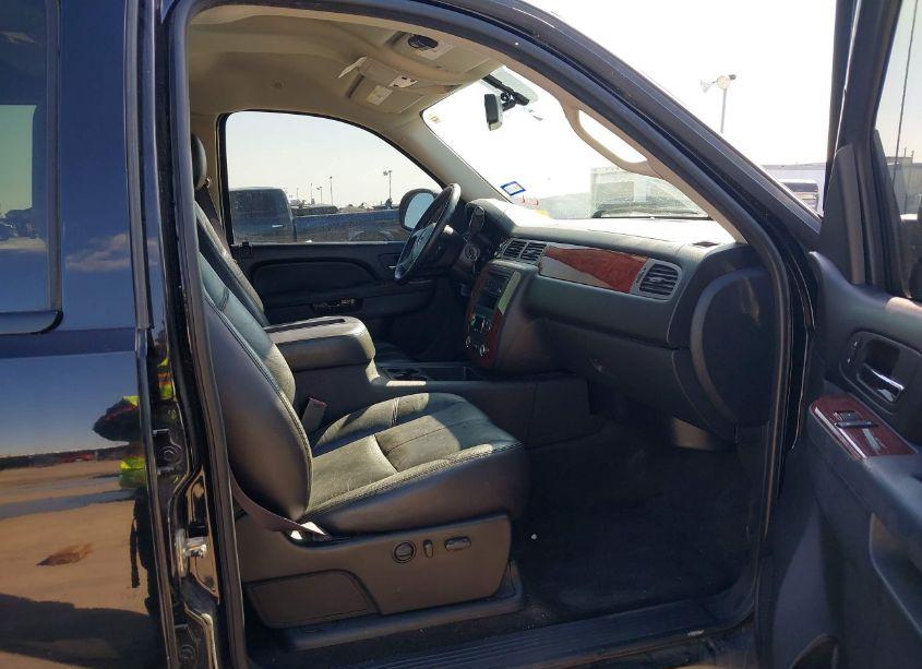 Photo 5 of 2011 Chevrolet Silverado 1500 LTZ (VIN 3GCPKTE35BG296984)