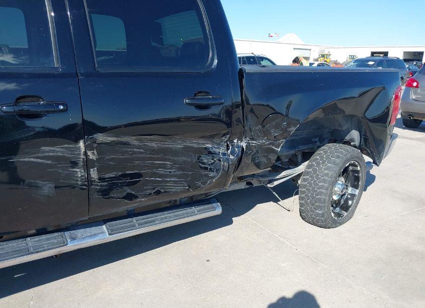 Photo 6 of 2011 Chevrolet Silverado 1500 LTZ (VIN 3GCPKTE35BG296984)