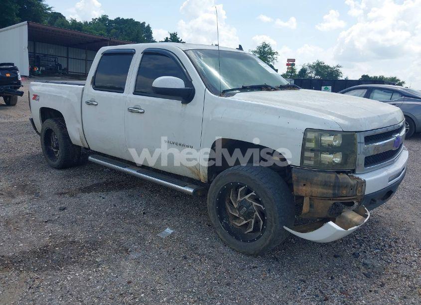 2011 Chevrolet Silverado 1500 LTZ (VIN 3GCPKTE36BG126052) main photo