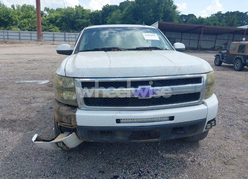 Photo 13 of 2011 Chevrolet Silverado 1500 LTZ (VIN 3GCPKTE36BG126052)