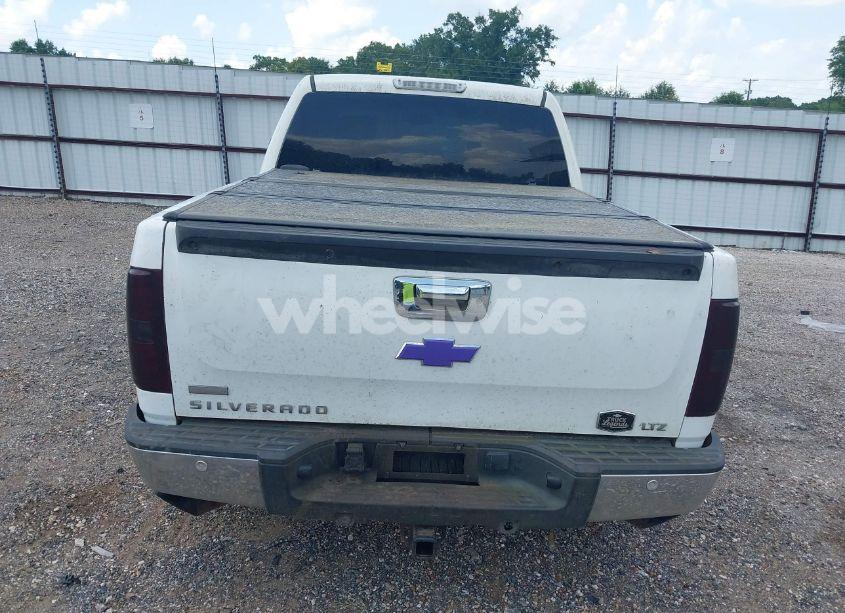 Photo 17 of 2011 Chevrolet Silverado 1500 LTZ (VIN 3GCPKTE36BG126052)