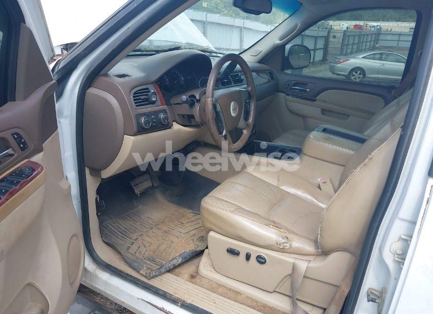 Photo 20 of 2011 Chevrolet Silverado 1500 LTZ (VIN 3GCPKTE36BG126052)