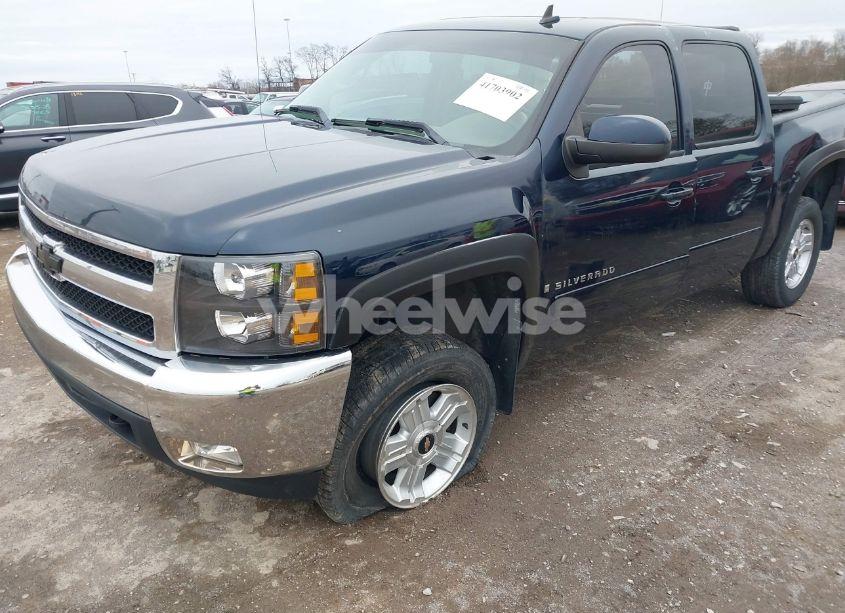 Photo 2 of 2011 Chevrolet Silverado 1500 LTZ (VIN 3GCPKTE36BG155020)
