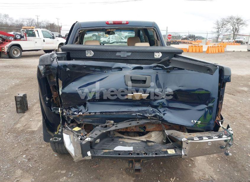 Photo 6 of 2011 Chevrolet Silverado 1500 LTZ (VIN 3GCPKTE36BG155020)