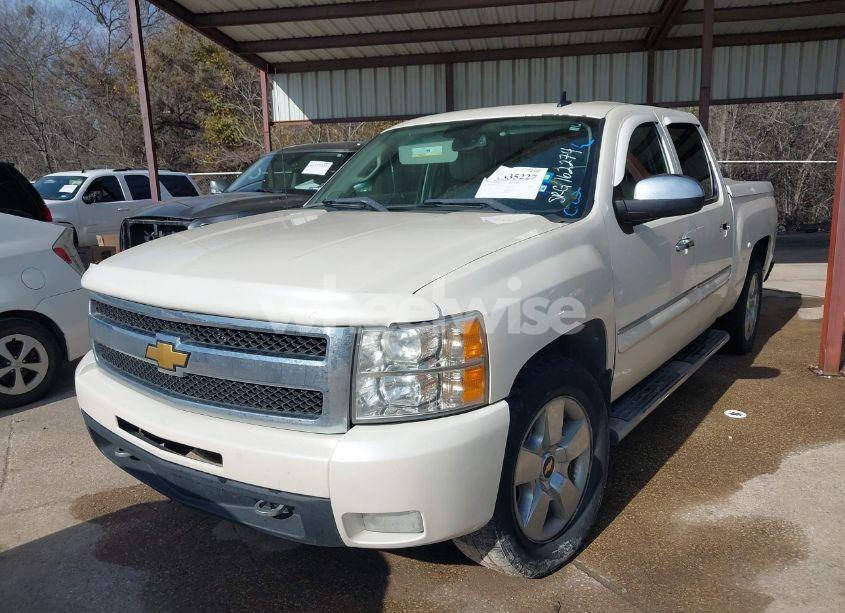 Photo 2 of 2011 Chevrolet Silverado 1500 LTZ (VIN 3GCPKTE36BG162274)