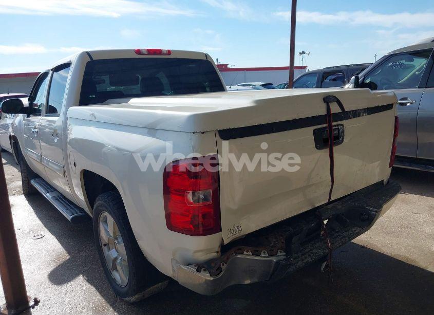 Photo 3 of 2011 Chevrolet Silverado 1500 LTZ (VIN 3GCPKTE36BG162274)
