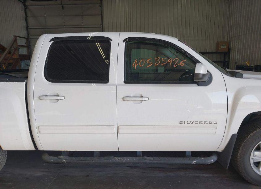 Photo 14 of 2011 Chevrolet Silverado 1500 LTZ (VIN 3GCPKTE36BG354570)