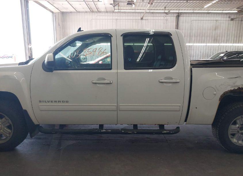 Photo 15 of 2011 Chevrolet Silverado 1500 LTZ (VIN 3GCPKTE36BG354570)