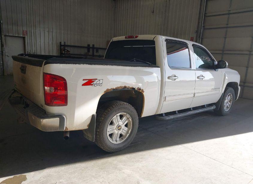 Photo 4 of 2011 Chevrolet Silverado 1500 LTZ (VIN 3GCPKTE36BG354570)