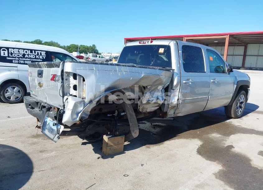 Photo 4 of 2011 Chevrolet Silverado 1500 LTZ (VIN 3GCPKTE38BG173499)