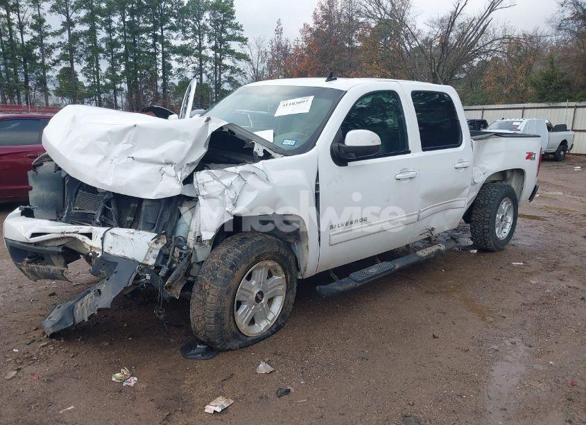 Photo 2 of 2011 Chevrolet Silverado 1500 LTZ (VIN 3GCPKTE38BG285803)